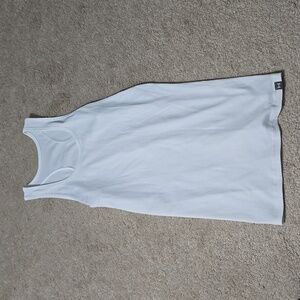 Under armour tank